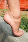 Feet - Natasha H - 2016-11-03 A joyful barefoot beauty