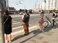 Feet - Natasha H - 2016-11-03 A joyful barefoot beauty