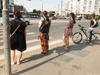 Feet - Natasha H - 2016-11-03 A joyful barefoot beauty