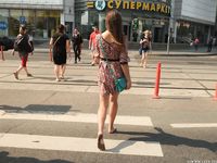 Feet - Natasha H - 2016-11-03 A joyful barefoot beauty