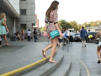 Feet - Natasha H - 2016-11-03 A joyful barefoot beauty