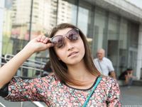 Feet - Natasha H - 2016-11-03 A joyful barefoot beauty