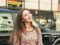 Feet - Natasha H - 2016-11-03 A joyful barefoot beauty