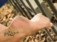 Feet - Natasha H - 2017-11-08 Cool weather barefoot walk