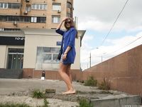 Feet - Natasha H - 2017-11-08 Cool weather barefoot walk