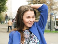 Feet - Natasha H - 2017-11-08 Cool weather barefoot walk