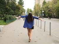 Feet - Natasha H - 2017-11-08 Cool weather barefoot walk