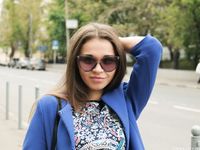 Feet - Natasha H - 2017-11-08 Cool weather barefoot walk