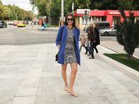 Feet - Natasha H - 2017-11-08 Cool weather barefoot walk