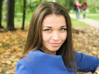 Feet - Natasha H - 2017-11-08 Cool weather barefoot walk