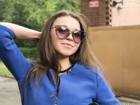 Feet - Natasha H - 2017-11-08 Cool weather barefoot walk