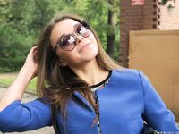 Feet - Natasha H - 2017-11-08 Cool weather barefoot walk