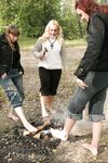 Feet - Nina + Anna Taradanova + Unknown girl - 2007-05-03 Extremal summer day