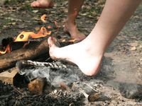 Feet - Nina + Anna Taradanova + Unknown girl - 2007-05-03 Extremal summer day