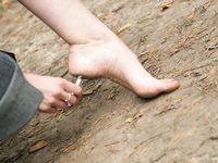 Feet - Nina + Anna Taradanova + Unknown girl - 2007-05-03 Extremal summer day