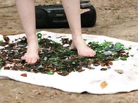 Feet - Nina + Anna Taradanova + Unknown girl - 2007-05-03 Extremal summer day