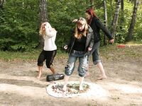 Feet - Nina + Anna Taradanova + Unknown girl - 2007-05-03 Extremal summer day