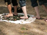 Feet - Nina + Anna Taradanova + Unknown girl - 2007-05-03 Extremal summer day