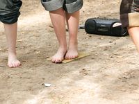 Feet - Nina + Anna Taradanova + Unknown girl - 2007-05-03 Extremal summer day