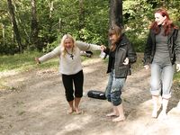 Feet - Nina + Anna Taradanova + Unknown girl - 2007-05-03 Extremal summer day