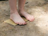 Feet - Nina + Anna Taradanova + Unknown girl - 2007-05-03 Extremal summer day