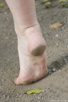 Feet - Nina - 2006-12-27 Red-haired barefoot girl