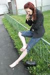 Feet - Nina - 2006-12-27 Red-haired barefoot girl