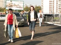 Feet - Nina - 2006-12-27 Red-haired barefoot girl