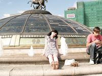 Feet - Nina - 2008-01-29 Hot asphalt kisses her soles