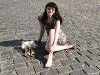 Feet - Nina - 2008-01-29 Hot asphalt kisses her soles