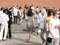 Feet - Nina - 2008-01-29 Hot asphalt kisses her soles