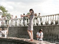 Feet - Nina - 2008-01-29 Hot asphalt kisses her soles