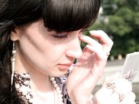 Feet - Nina - 2008-01-29 Hot asphalt kisses her soles