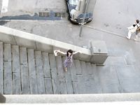 Feet - Nina - 2008-01-29 Hot asphalt kisses her soles