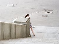 Feet - Nina - 2008-01-29 Hot asphalt kisses her soles