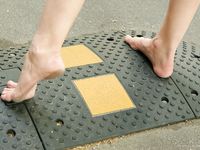 Feet - Nina - 2008-09-21 Barefoot horse riding
