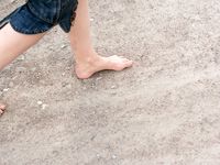 Feet - Nina - 2008-09-21 Barefoot horse riding