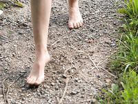 Feet - Nina - 2008-09-21 Barefoot horse riding