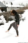 Feet - Nina A - 2012-07-27 Winter barefoot fun