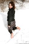 Feet - Nina A - 2012-07-27 Winter barefoot fun