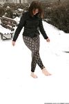 Feet - Nina A - 2012-07-27 Winter barefoot fun