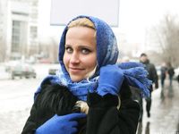 Feet - Nina D - 2017-04-19 Bare feet in the cold slush