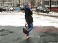 Feet - Nina D - 2017-04-19 Bare feet in the cold slush