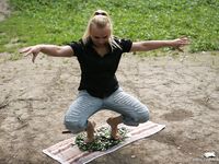 Feet - Oksana + Jenya + Anna Taradanova - 2006-12-03 Sharp exam for bare feet