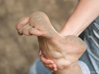 Feet - Oksana + Jenya + Anna Taradanova - 2006-12-03 Sharp exam for bare feet