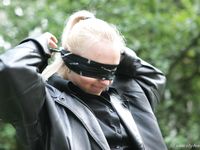 Feet - Oksana + Jenya + Anna Taradanova - 2006-12-03 Sharp exam for bare feet