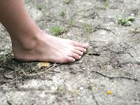 Feet - Oksana + Jenya + Anna Taradanova - 2006-12-03 Sharp exam for bare feet