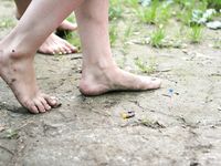 Feet - Oksana + Jenya + Anna Taradanova - 2006-12-03 Sharp exam for bare feet