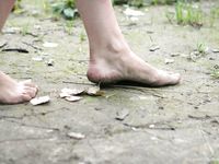 Feet - Oksana + Jenya + Anna Taradanova - 2006-12-03 Sharp exam for bare feet