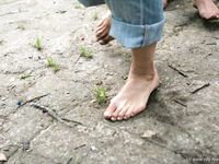 Feet - Oksana + Jenya + Anna Taradanova - 2006-12-03 Sharp exam for bare feet